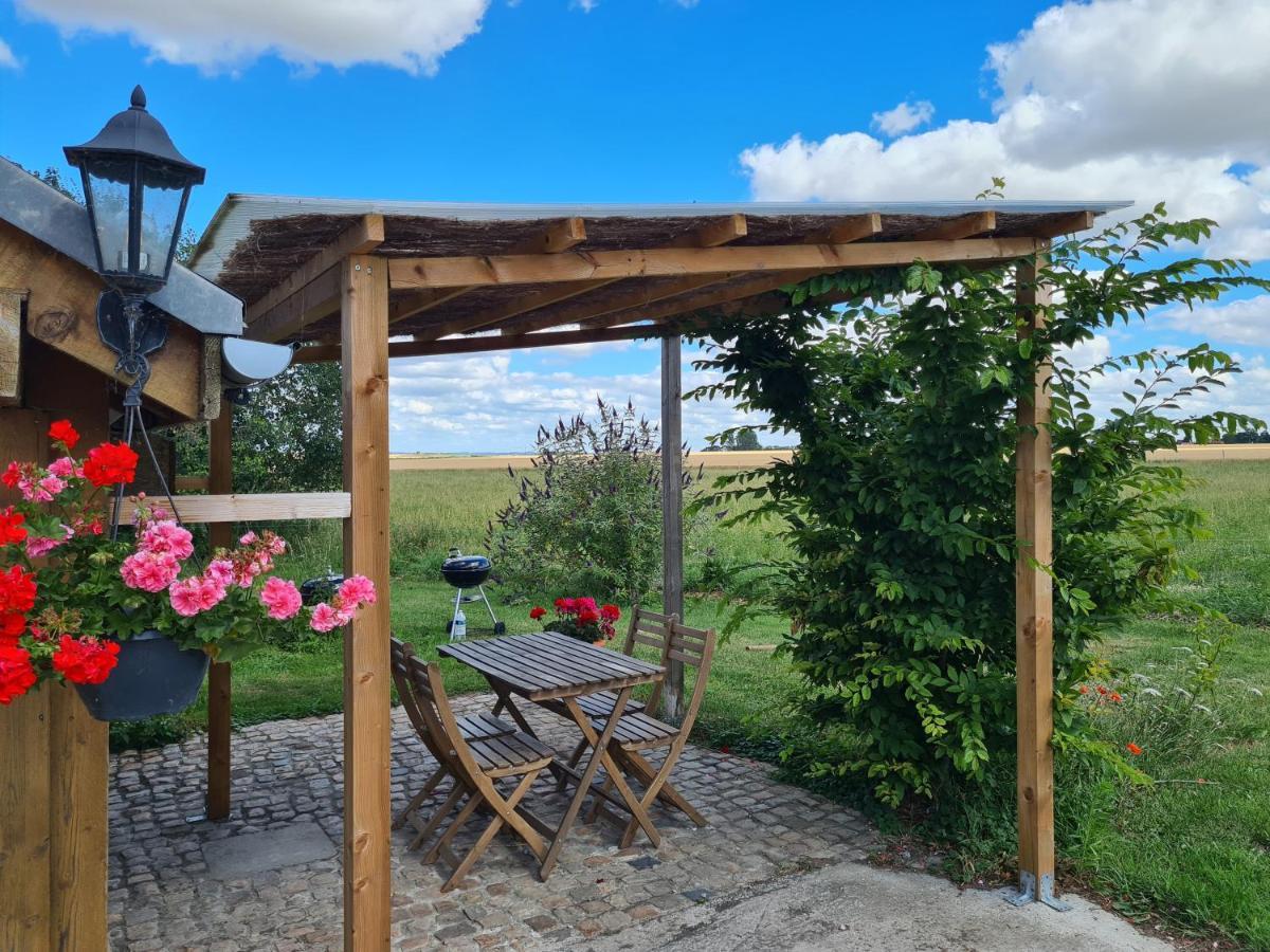 Le Chalet De La Ferme Du Tertre Villers-au-Tertre ภายนอก รูปภาพ